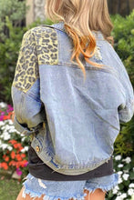 Load image into Gallery viewer, Leopard Cropped Denim Jacket
