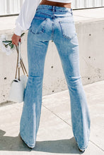 Load image into Gallery viewer, Vintage Washed Flare Jeans with Pockets
